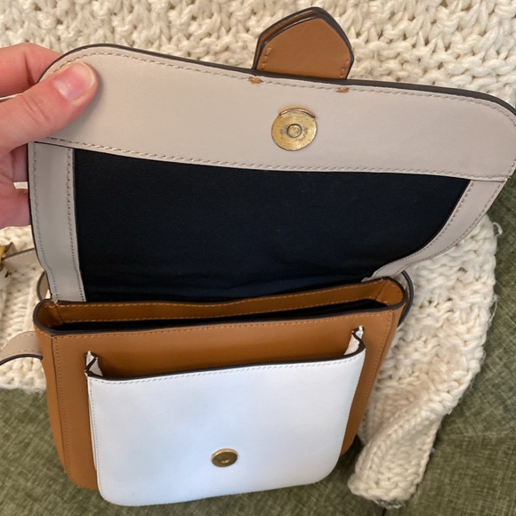 Banana Republic Leather Crossbody Purse Cognac White Taupe - Picture 2 of 8